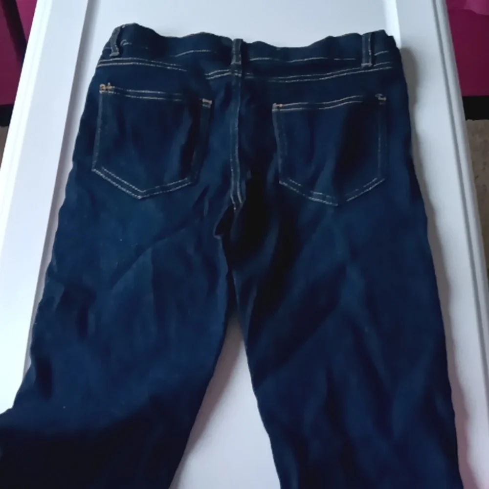 Aviva Girls Stretch Capris